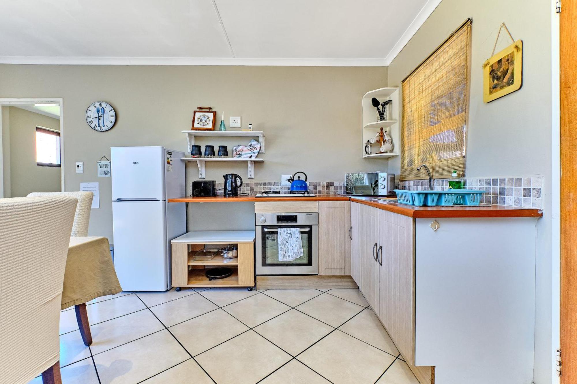 Large 1 Bedroom Cottage, 15 Min From Or Tambo Airport, With Backup Power And Water Germiston Exterior foto